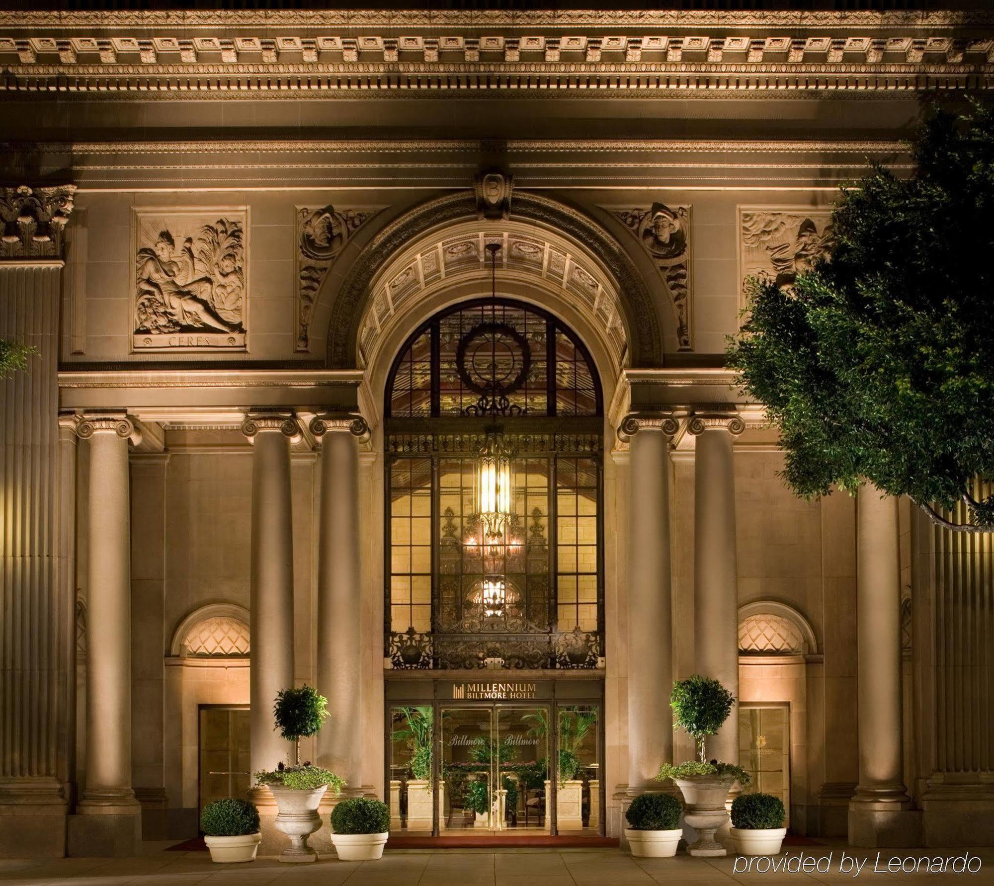 Hotel The Biltmore Los Angeles Extérieur photo