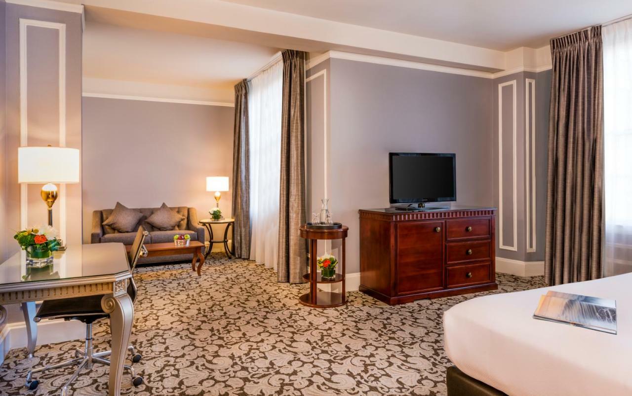 The Biltmore Los Angeles Extérieur photo